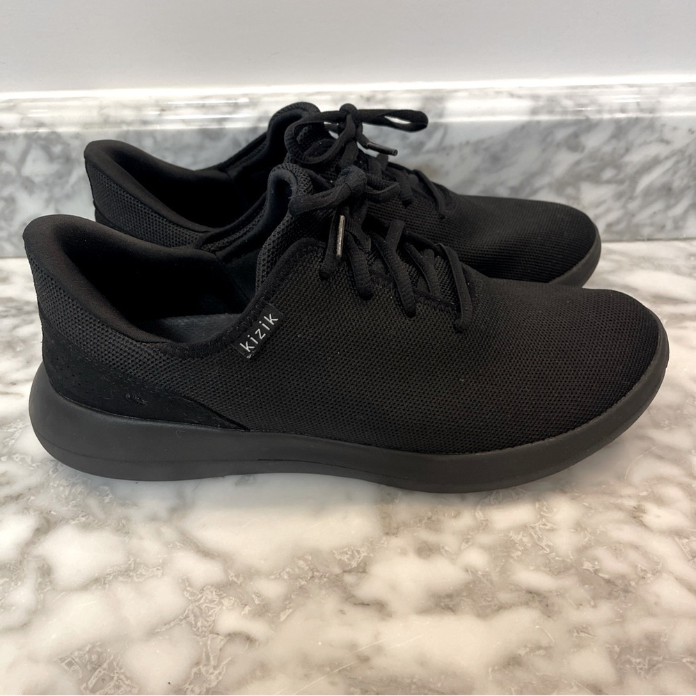 Kizik Madrid Eco Knit Black Handsfree Athletic Shoes Men Size 10 W /Women 11.5 W